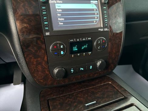 Used 2014 GMC Yukon Denali AWD/4WD image 38