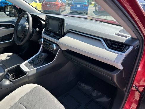 Used 2022 Toyota RAV4 XLE w/ Convenience Package AWD/4WD image 40