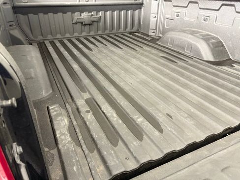 Used 2025 Chevrolet Silverado 2500 LT w/ Convenience Package image 41