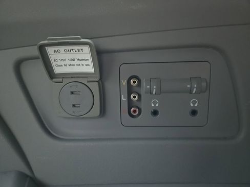 Used 2012 Honda Odyssey EX-L image 48