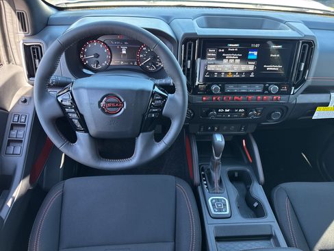 New 2026 Nissan Frontier PRO-4X w/ Tow Package AWD/4WD image 15