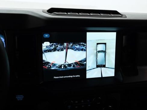 Used 2025 Ford Bronco Badlands image 54