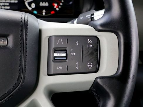 Used 2022 Land Rover Defender 90 X-Dynamic HSE image 13