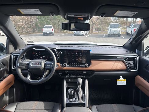 New 2026 GMC Canyon AT4 image 14