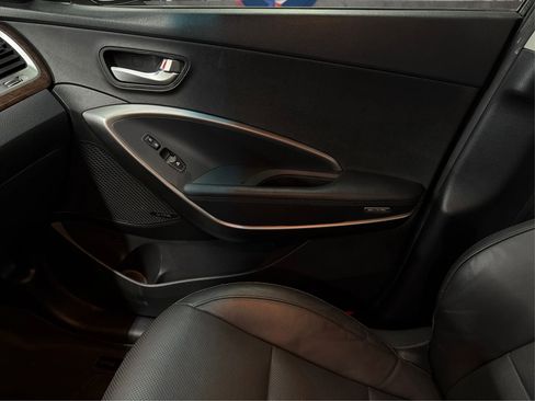 Used 2019 Hyundai Santa Fe XL image 45