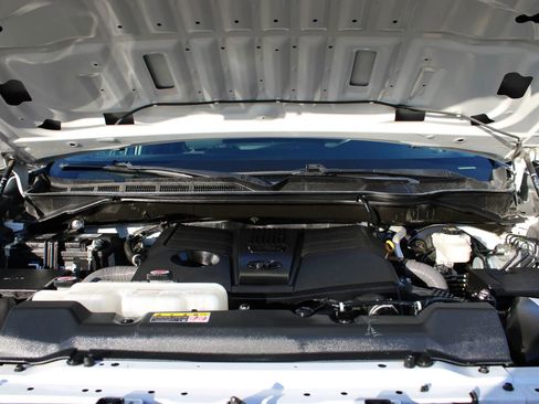 Used 2022 Toyota Tundra SR w/ SR Tow Package image 40