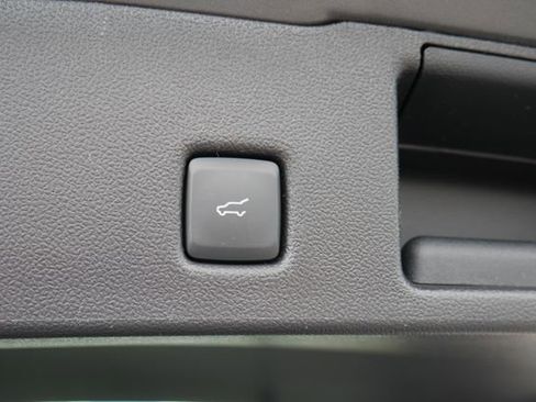 New 2026 Ford Escape ST-Line w/ Cold Weather Package AWD/4WD image 11