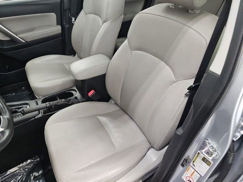 Used 2016 Subaru Forester 2.5i Touring w/ Eyesight & Navigation System AWD/4WD image 14