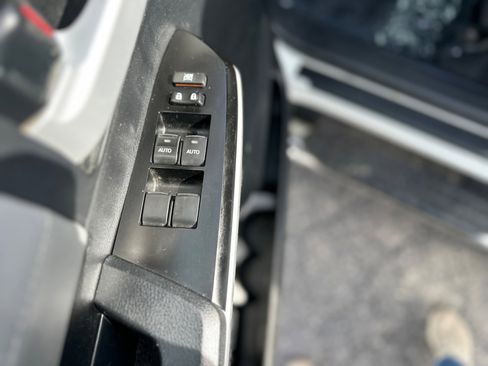 Used 2017 Toyota Tundra Limited w/ Limited Premium Package image 14