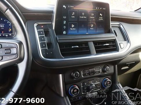 Used 2023 Chevrolet Suburban Premier image 22