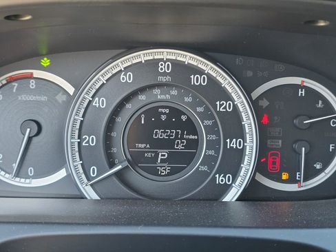 Used 2016 Honda Accord EX-L image 31