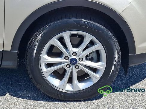 Used 2018 Ford Escape SEL AWD/4WD image 8