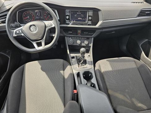 Used 2019 Volkswagen Jetta S image 8