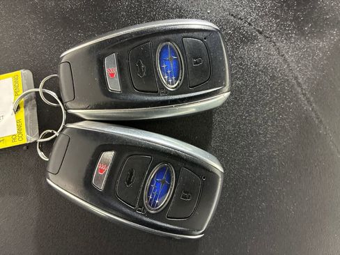Used 2023 Subaru Outback Touring XT AWD/4WD image 38