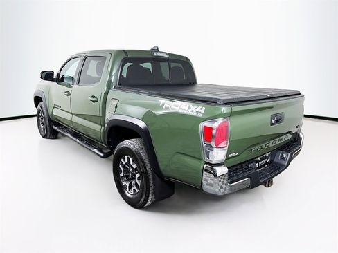 Used 2021 Toyota Tacoma TRD Off-Road image 5