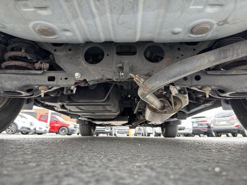 Used 2016 Toyota RAV4 LE FWD image 14