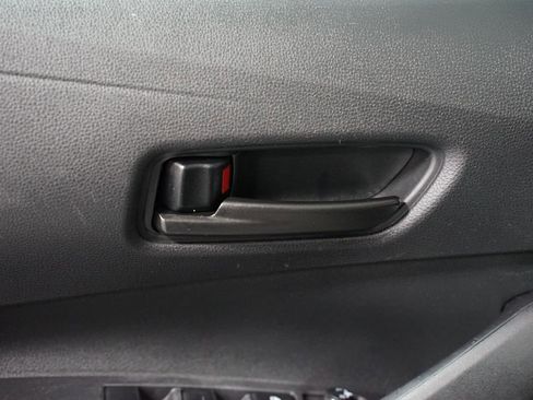 Certified 2024 Toyota Corolla LE image 29