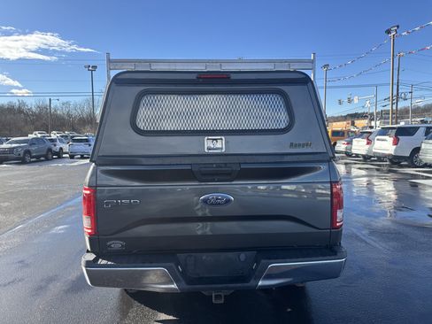 Used 2015 Ford F150 XLT w/ Trailer Tow Package image 4