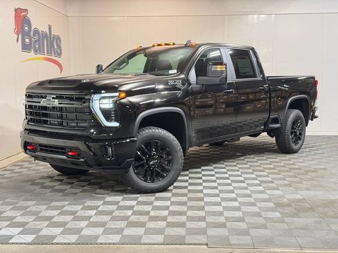 New 2026 Chevrolet Silverado 2500 LT w/ Trail Boss Package AWD/4WD image 2