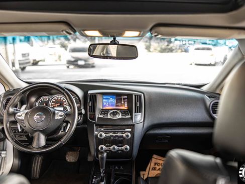 Used 2014 Nissan Maxima 3.5 SV w/ Premium Package FWD image 30