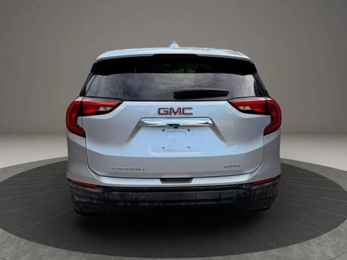 Used 2018 GMC Terrain SLE AWD/4WD image 5