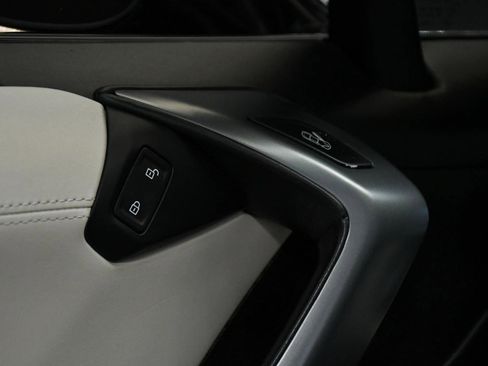 Used 2016 BMW i8 image 34