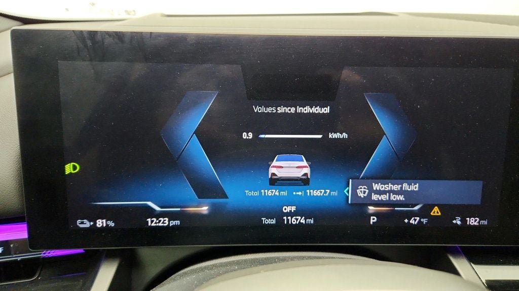 Used 2025 BMW i5 xDrive40 w/ M Sport Package AWD/4WD image 15