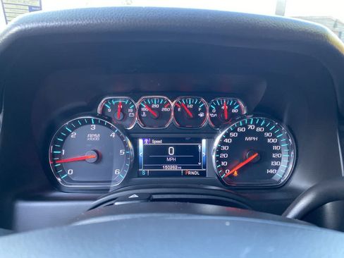 Used 2018 Chevrolet Suburban LT AWD/4WD image 26