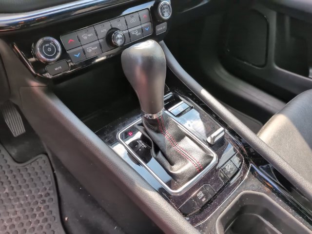 Used 2024 Jeep Compass Trailhawk AWD/4WD image 20