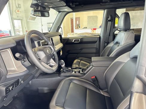 New 2025 Ford Bronco Outer Banks image 24