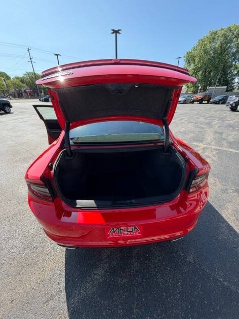 Used 2022 Dodge Charger SXT RWD image 11