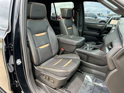 Used 2022 GMC Yukon AT4 AWD/4WD image 28
