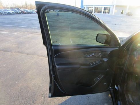 Certified 2023 Chevrolet Traverse High Country w/ LPO, Floor Liner Package image 14