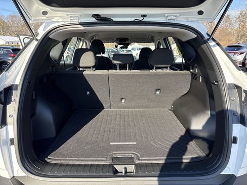 Used 2025 Hyundai Tucson SE image 22