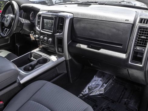 Used 2019 RAM 1500 Express AWD/4WD image 28