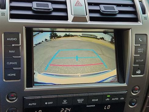 Used 2018 Lexus GX 460 Premium w/ Premium Package AWD/4WD image 16