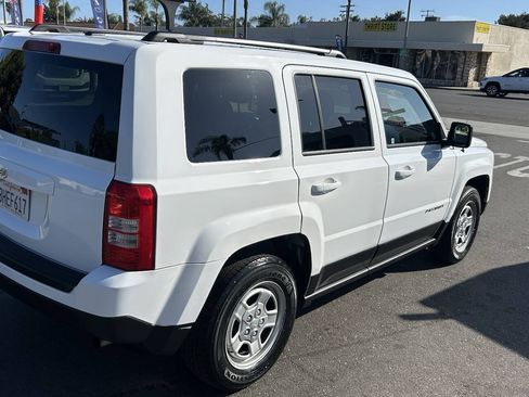 Used 2017 Jeep Patriot Sport w/ Power Value Group FWD image 7