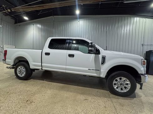 Used 2022 Ford F250 XLT w/ XLT Value Package AWD/4WD image 7