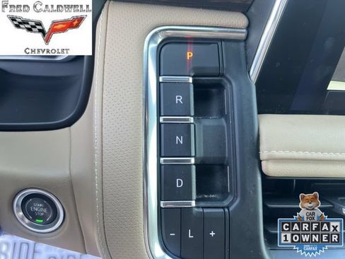 Used 2024 Chevrolet Tahoe Premier AWD/4WD image 21
