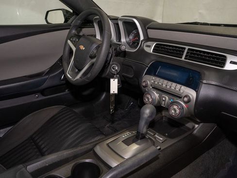 Used 2015 Chevrolet Camaro LS image 7