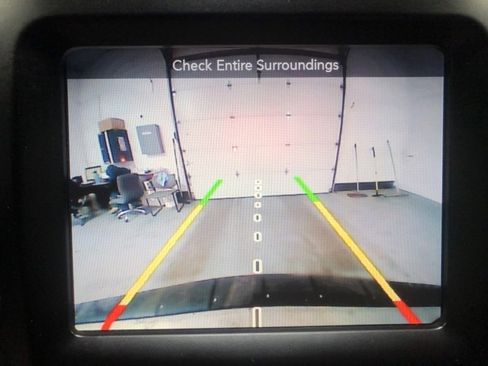 Used 2015 Jeep Cherokee Limited image 29