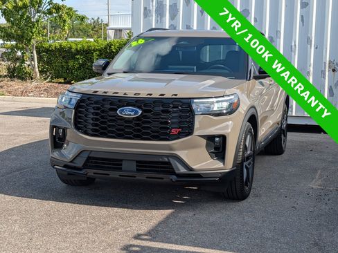 Certified 2026 Ford Explorer ST w/ Sun And Sound Package AWD/4WD image 7