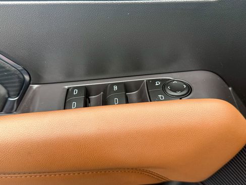 Certified 2023 GMC Canyon AT4 w/ AT4 Premium Package AWD/4WD image 17
