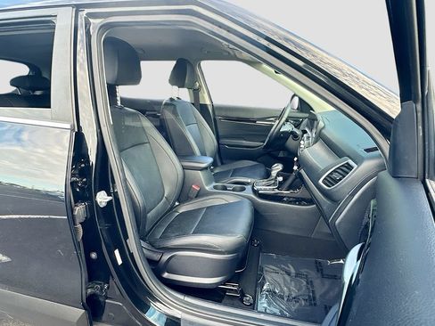 Certified 2024 Kia Seltos EX FWD image 27