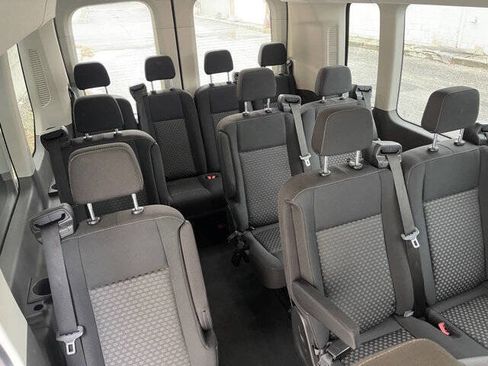 Used 2023 Ford Transit 350 XLT image 8