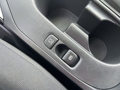 Certified 2023 Toyota Corolla LE FWD image 19