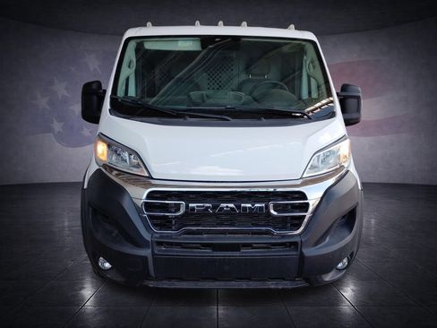 Used 2025 RAM ProMaster 2500 w/ U-Haul Equipment Group FWD image 8