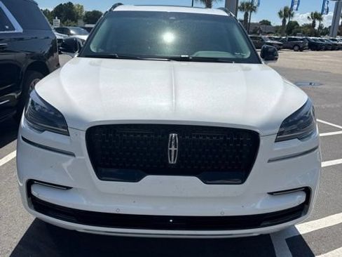 Used 2024 Lincoln Aviator Reserve w/ Jet Package RWD image 2