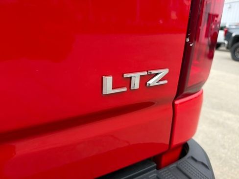 Used 2020 Chevrolet Silverado 3500 LTZ w/ LTZ Plus Package AWD/4WD image 10