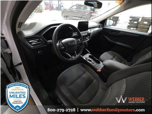 Used 2023 Ford Escape Active image 14